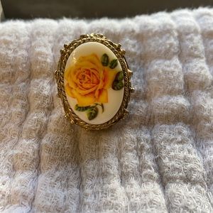 antique costume jewelry brooch